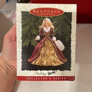 Holiday Barbie Hallmark Collectors Series 1996